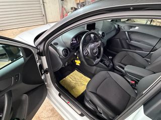 Audi A1 2016 S LINE-thumb-9