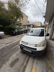 Κλούβα Citroen 2012 berlingo L1/H1