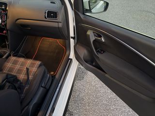 Volkswagen Polo 2016 GTI 1.8 192ps-thumb-16