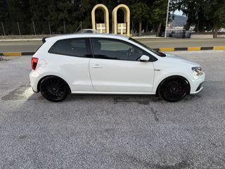 Volkswagen Polo 2016 GTI 1.8 192ps-thumb-2