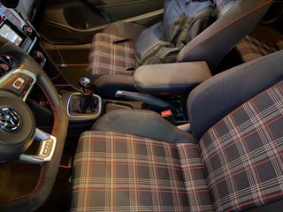 Volkswagen Polo 2016 GTI 1.8 192ps-thumb-14