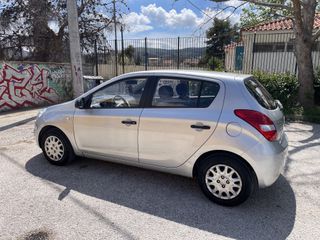 Hyundai i 20 2011