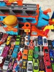 hot wheels-thumb-2