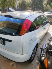 Ford Focus 2001 TREND 3D-thumb-1