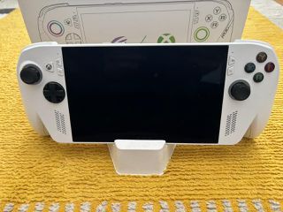 Asus ROG Xbox Ally-thumb-3