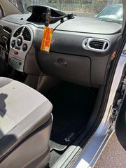 Renault Modus 2009 1149 C.C TURBO-thumb-10