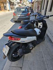 Piaggio Carnaby 300 2010 Carnaby 300-thumb-3