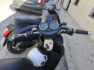 Piaggio Carnaby 300 2010 Carnaby 300-thumb-4