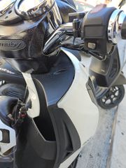 Piaggio Carnaby 300 2010 Carnaby 300-thumb-8
