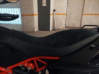 Aprilia Dorsoduro 2019 DORSODURO 900-thumb-10