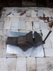 Μέγγενη