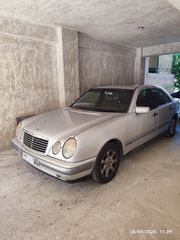 Mercedes-Benz E 200 2000 CLASSIC