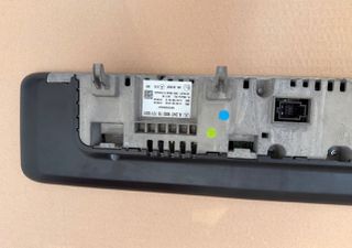 Πωλείται μεγάλη οθόνη Mercedes a180 w177 amg-thumb-3