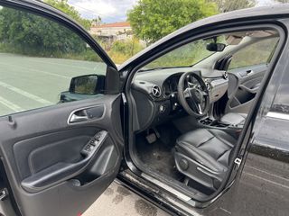 Mercedes-Benz B 200 2014-thumb-4