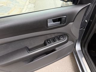 Ford Focus 2006 *1o ΧΕΡΙ*GHIA*ΚΛΙΜΑ*16’*AUTO TSOUMANIS*EST.2007*-thumb-18