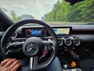 Mercedes-Benz A 180 2024 AMG LINE FACE LIFT-thumb-20