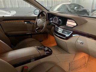 Mercedes-Benz S 600 2007 V12-thumb-24
