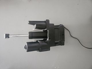 Power trim Μercury-thumb-1