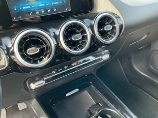 Mercedes-Benz GLA 200 2020 URBAN 7G-DCT - ΕΛΛΗΝΙΚΟ-thumb-26