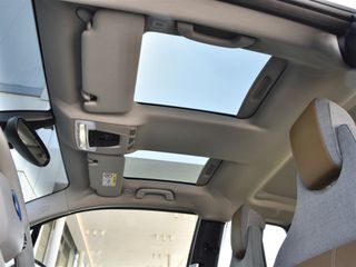 Bmw i3 2014 (i3 REX Comfort Pack Panorama)-thumb-23