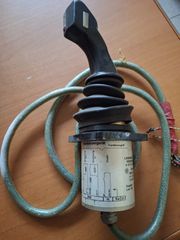 LIEBHERR WERK NENZING. 72126. JOYSTICK. 6062 607 14 SPF 5.