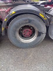 Volvo 2001 FH520 8x4-thumb-11