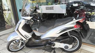 Piaggio Beverly 250 2004-thumb-10