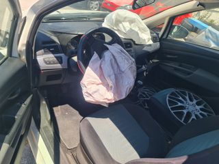 Fiat Grande Punto 2009 ΤΡΑΚΑΡΙΣΜΕΝΟ-thumb-6