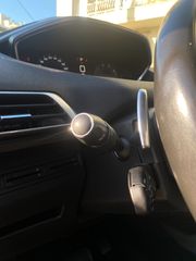 Peugeot 3008 2018-thumb-10