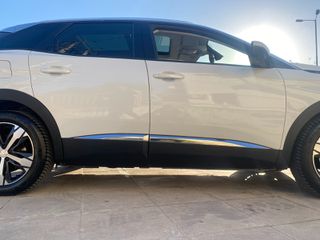 Peugeot 3008 2018-thumb-4