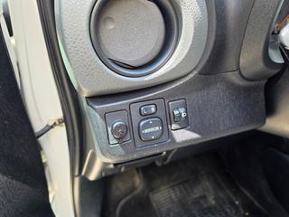 Toyota Yaris 2013 1.4 D-4D DIESEL 6 TAXYTO-thumb-10