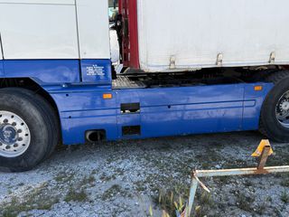 Volvo 1996 FH12-thumb-3