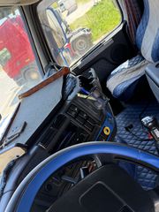 Volvo 1996 FH12-thumb-4