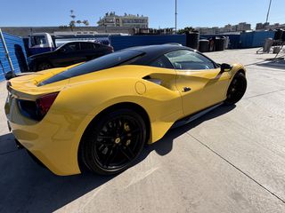 Ferrari 488 GTB 2017 carbon packet-thumb-7