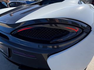 McLaren 570S 2017-thumb-19