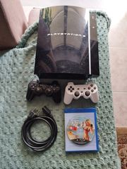 Playstation 3 fat +2 controllers +1 game