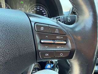 Hyundai i 30 2018 1400cc CAMERA NAVIGATION FULL BOOKSERVISE!-thumb-18
