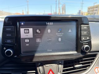 Hyundai i 30 2018 1400cc CAMERA NAVIGATION FULL BOOKSERVISE!-thumb-24