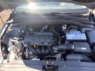 Hyundai i 30 2018 1400cc CAMERA NAVIGATION FULL BOOKSERVISE!-thumb-29