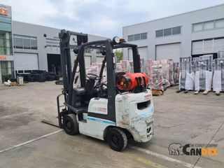 Nissan 2005 PD01A18PQ-thumb-3