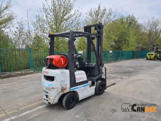 Nissan 2005 PD01A18PQ-thumb-4