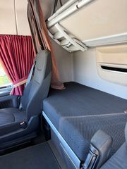 DAF 2019-thumb-11