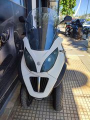 Piaggio MP3 2009 ME ΠΟΔΟΦΡΕΝΟ - ΟΔΗΓΕΙΤΑΙ ΜΕ ΔΙΠΛΩΜΑ ΑΥΤΟΚΙΝΗΤΟΥ!!