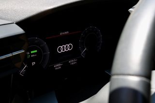 Audi A3 2021 45 TFSIe 245HP Plug-in Hybrid S tronic - S line-thumb-36
