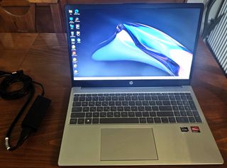 Laptop με DDR5