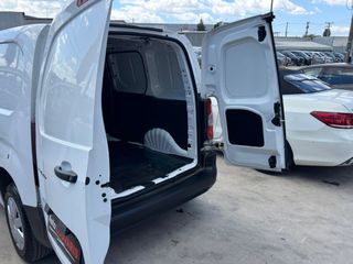 Peugeot Partner 2021-thumb-3