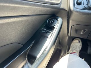 Ford Fiesta 2017-thumb-23