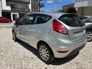 Ford Fiesta 2017-thumb-5
