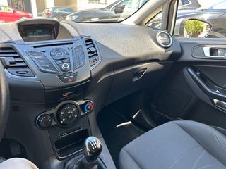Ford Fiesta 2017-thumb-19