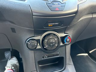 Ford Fiesta 2017-thumb-21